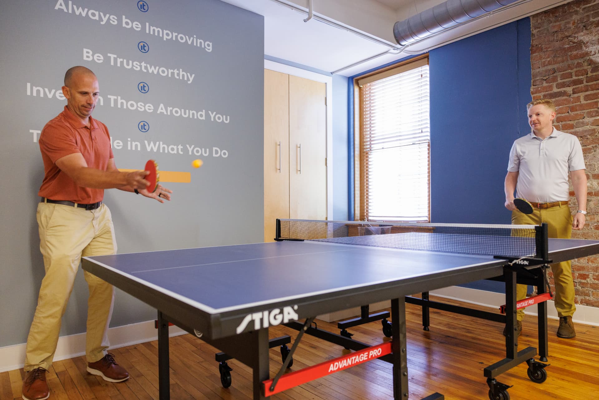 Ping-pong in the hallway